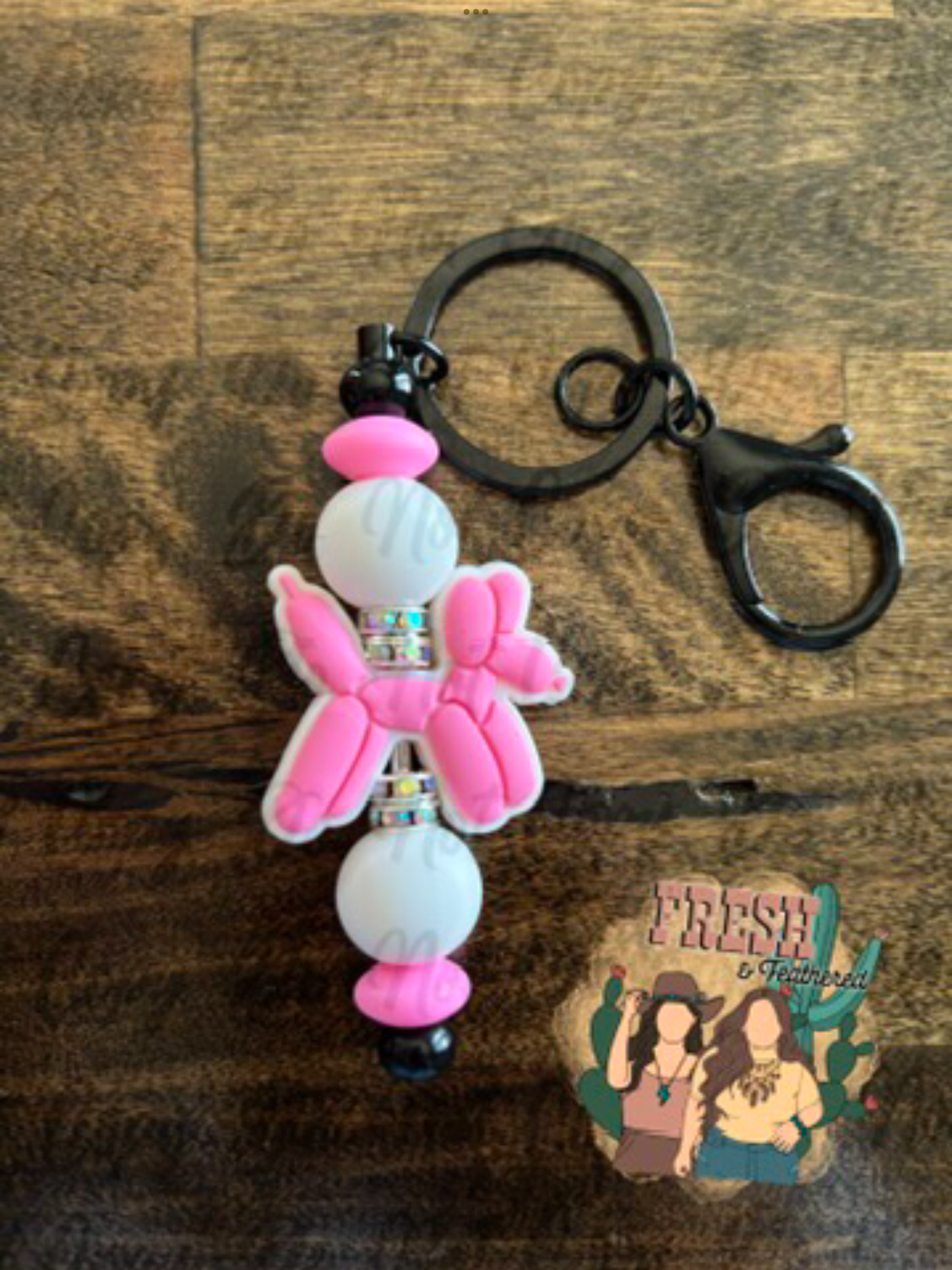 Balloon Dog Keychain Bar